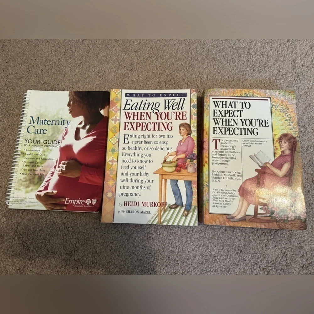 Pregnancy book bundle what to expect / eat when you’re expecting &maternity care
